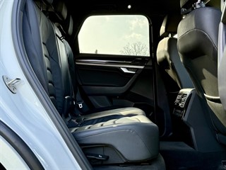 Used Volkswagen Touareg from Bedford Cars