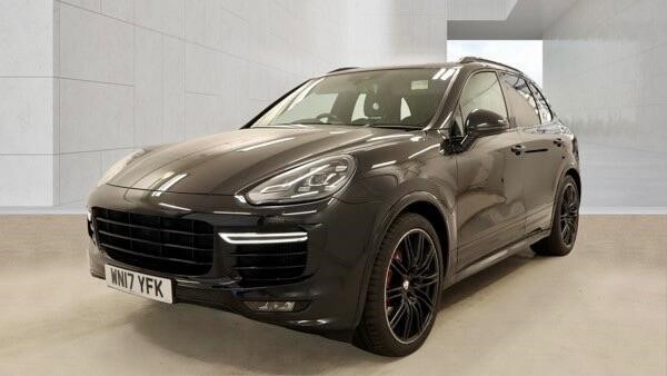 Used Porsche Cayenne in Bedford, Bedfordshire