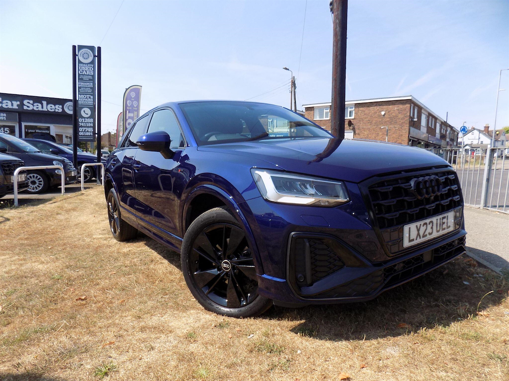 Audi Q2