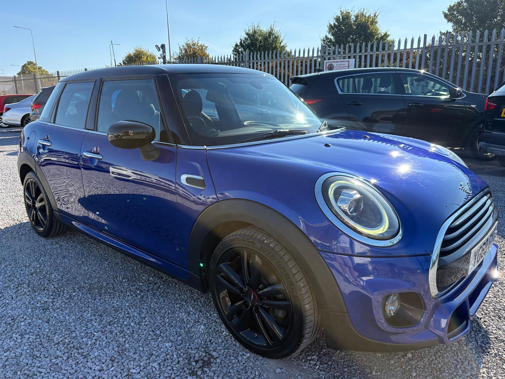 Mini Hatchback