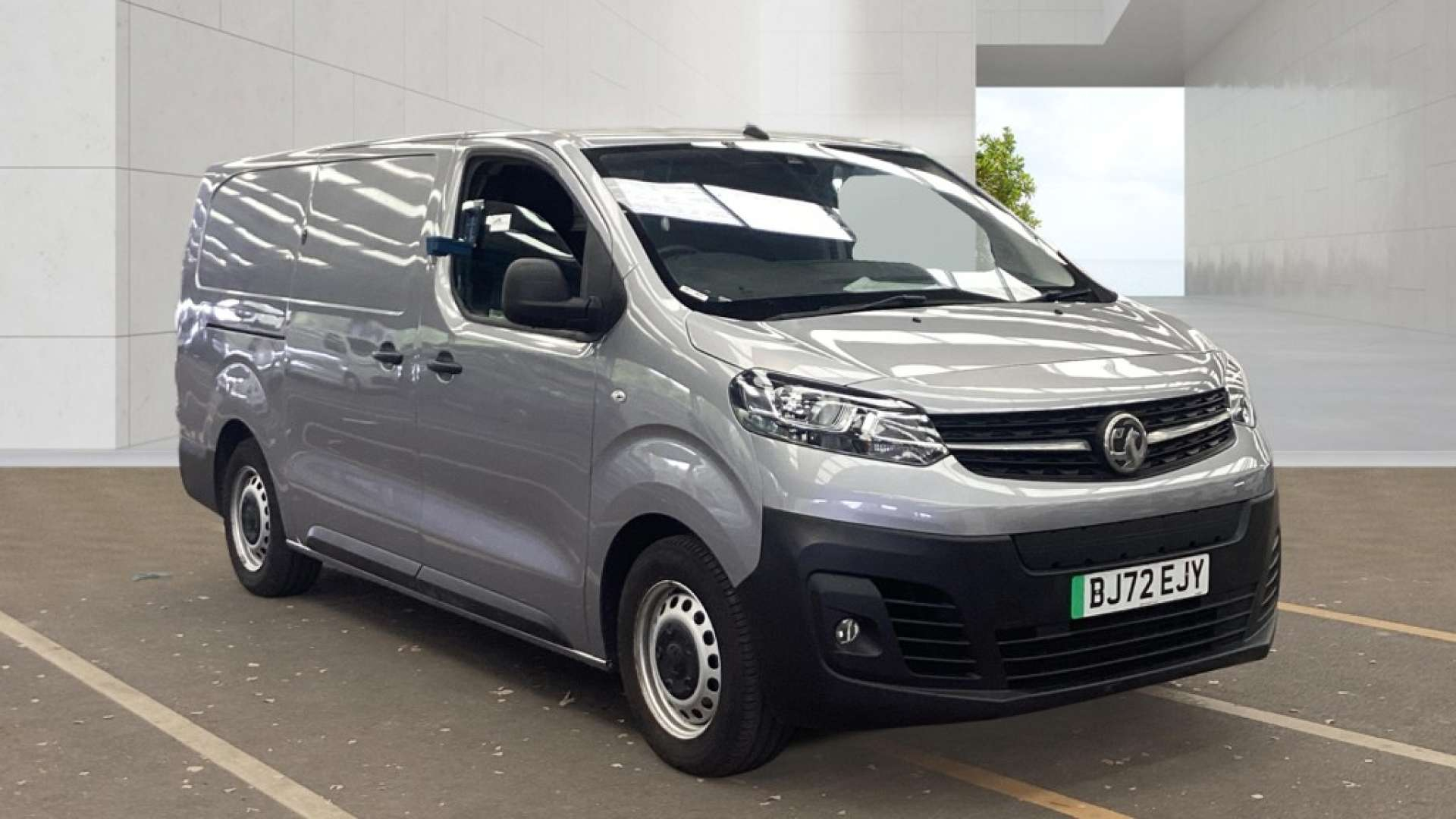 2022 VAUXHALL VIVARO