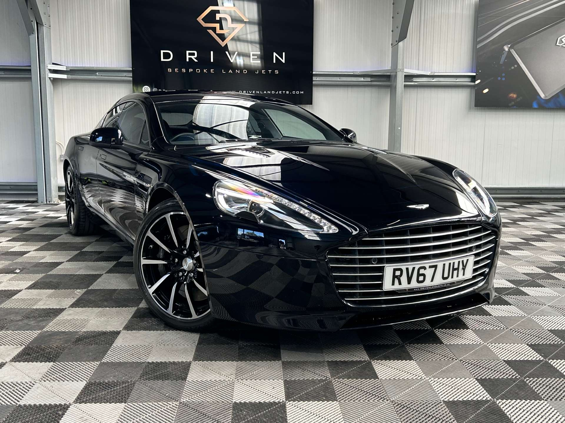 Aston Martin Rapide 2017