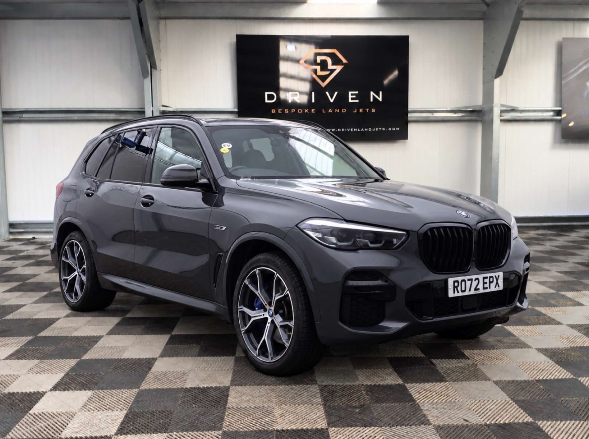 2022 BMW X5