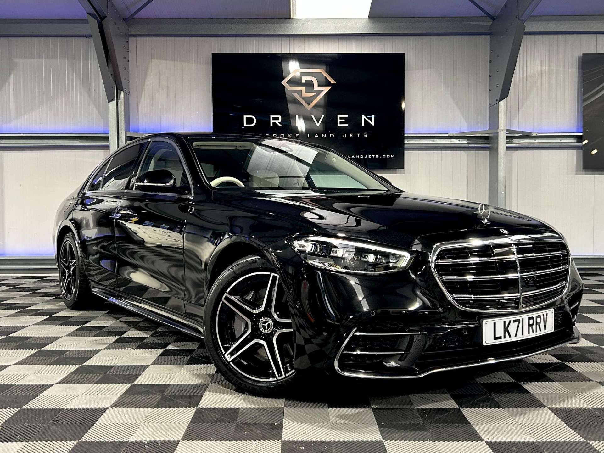Mercedes-Benz S-Class 2021