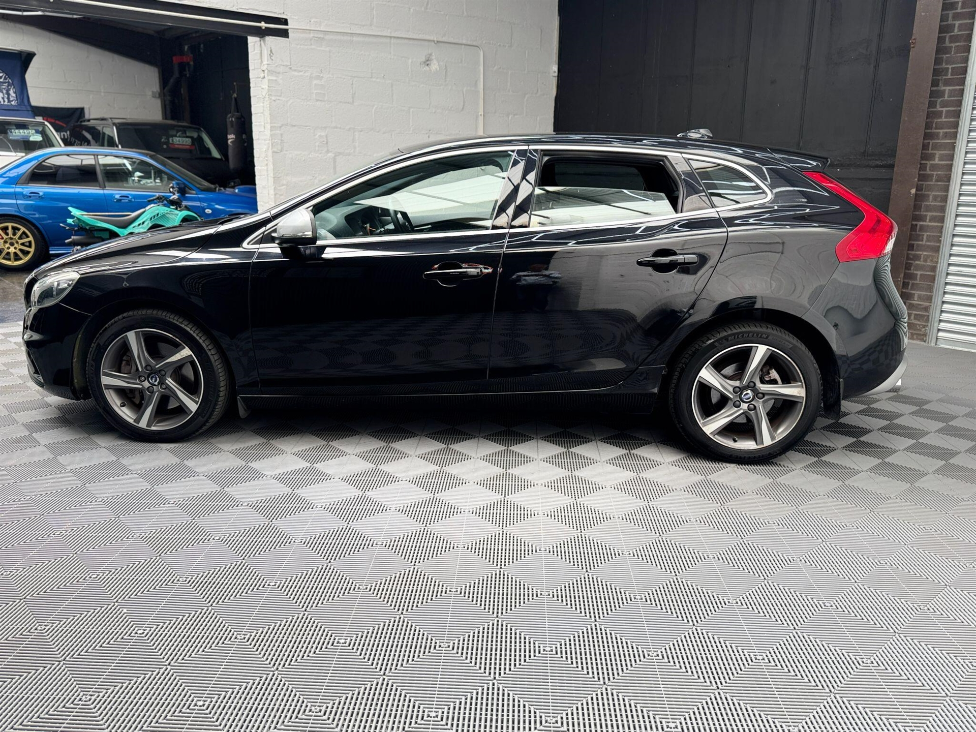 2015 Volvo V40 thumbnail 13