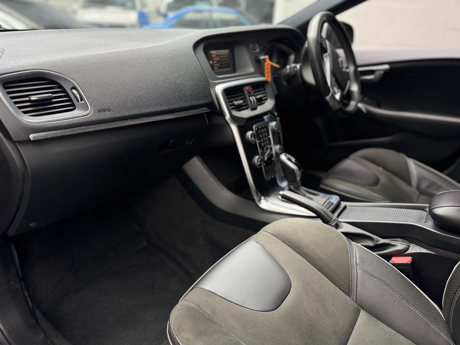 2015 Volvo V40 thumbnail 20