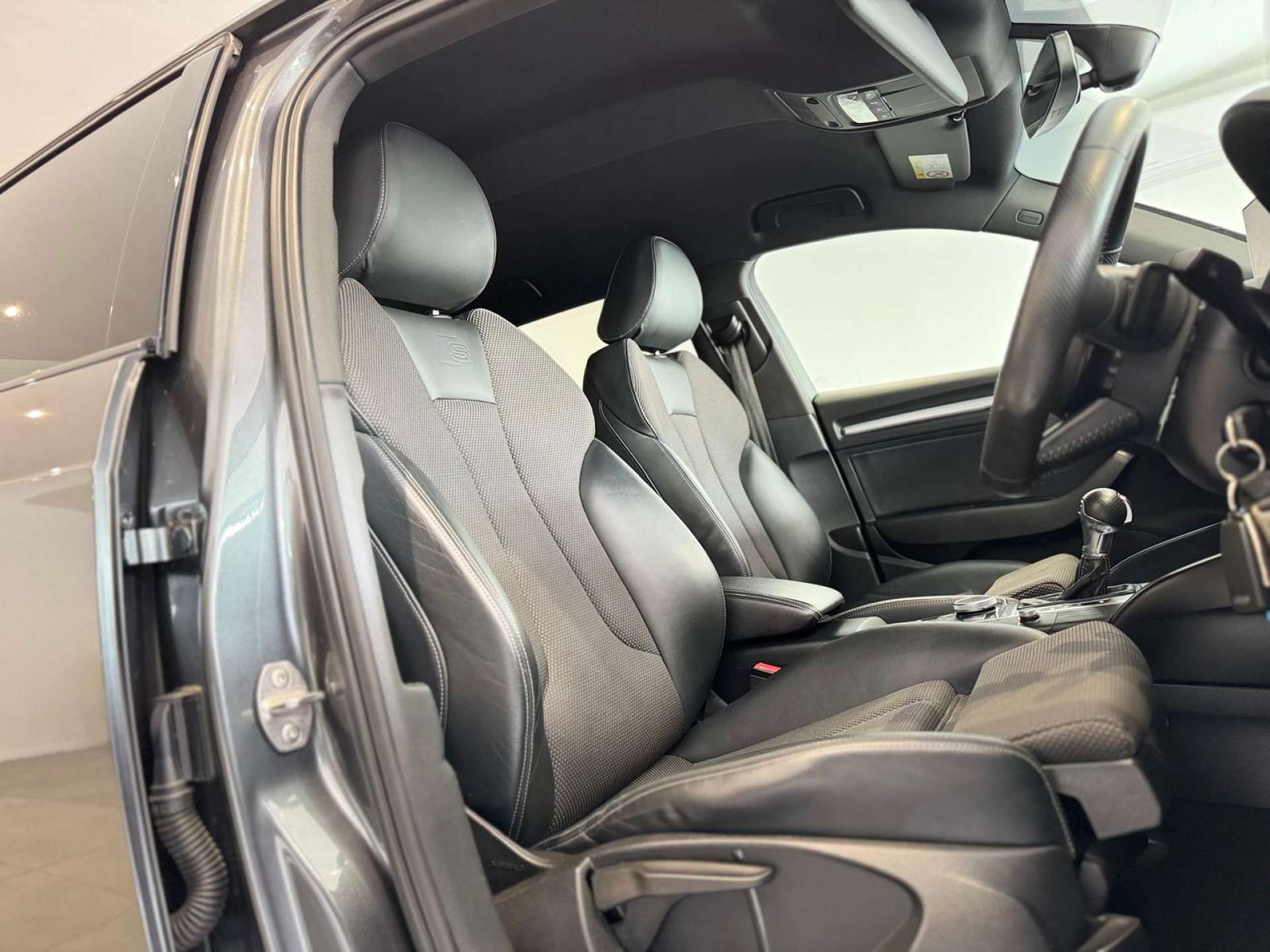 2018 Audi A3 thumbnail 3