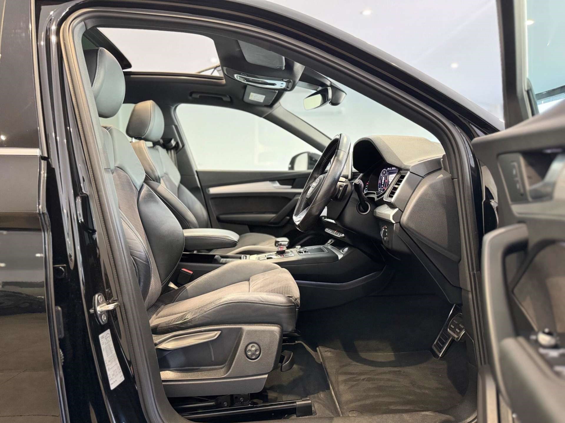 2017 Audi Q5 thumbnail 9
