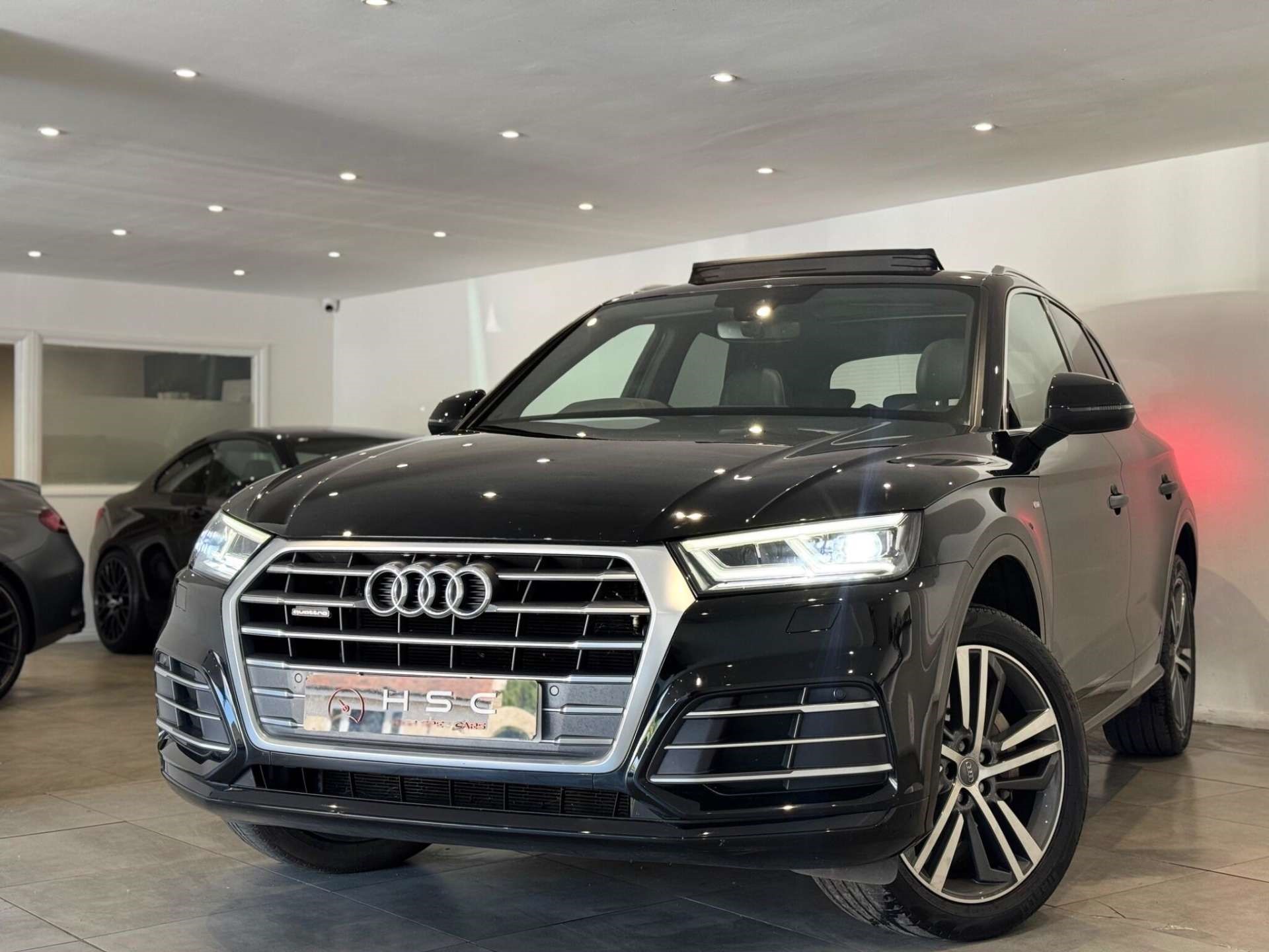 2017 Audi Q5 thumbnail 3