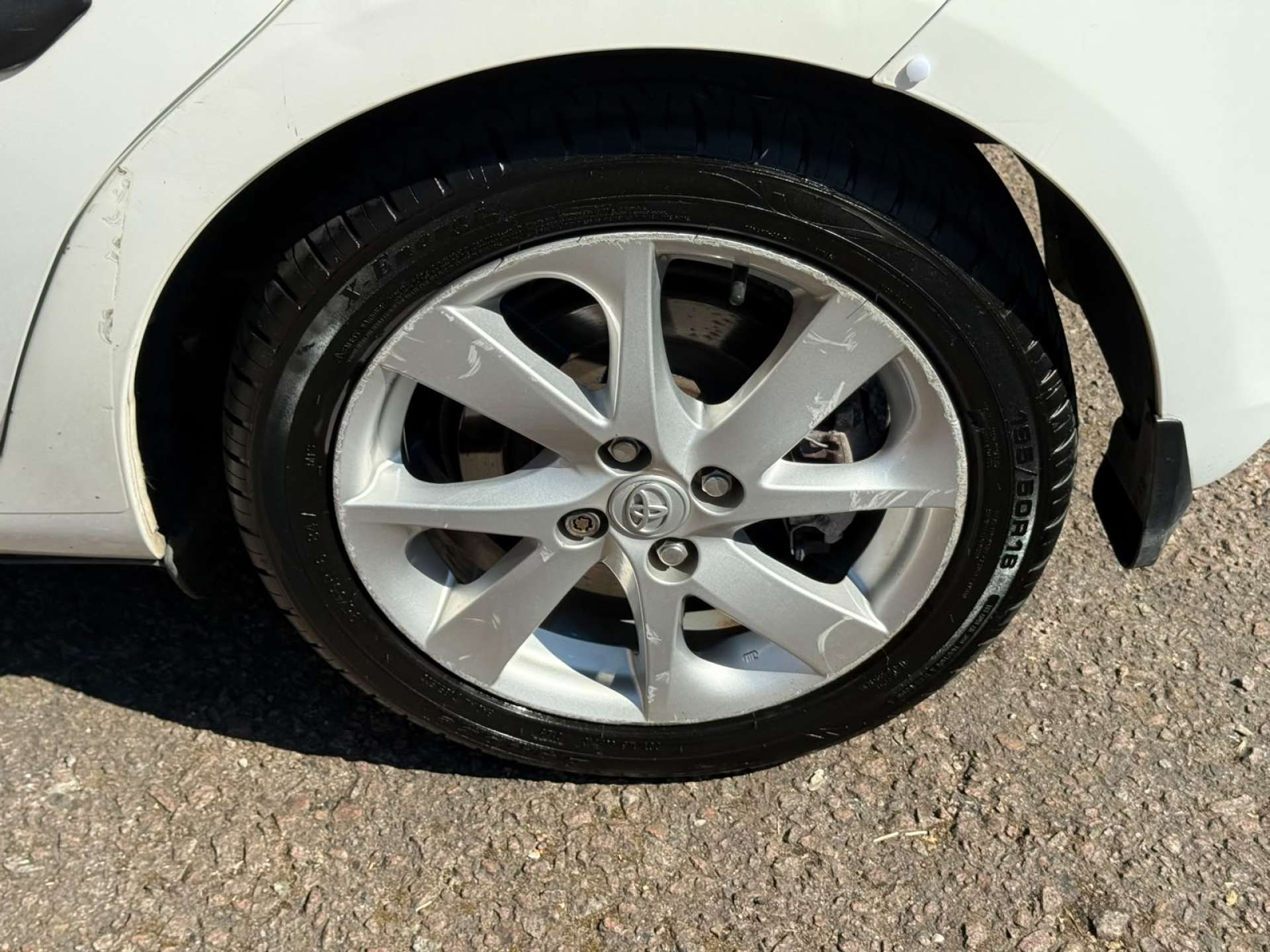 2013 Toyota Yaris thumbnail 21