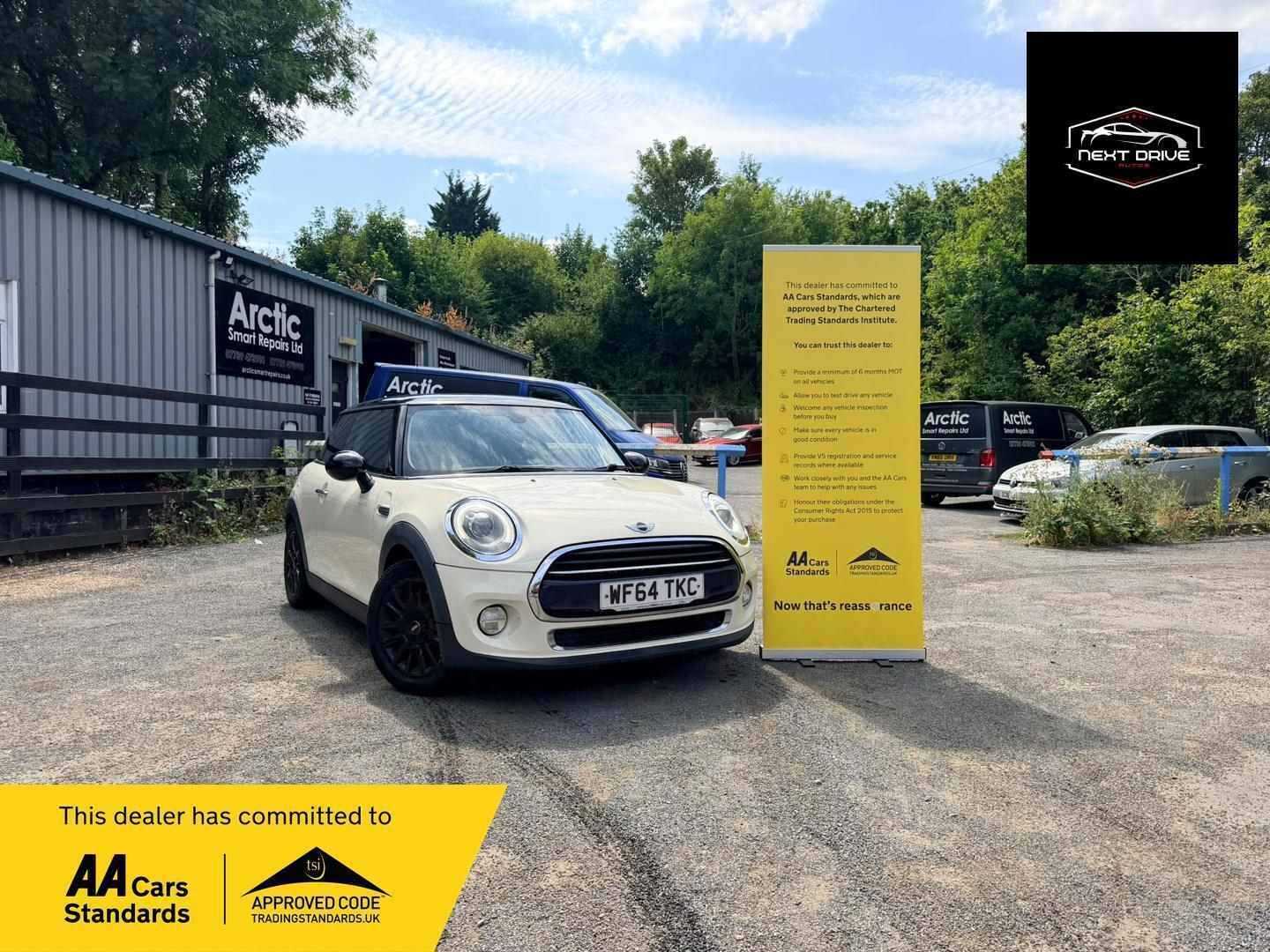 Mini Hatch 2014