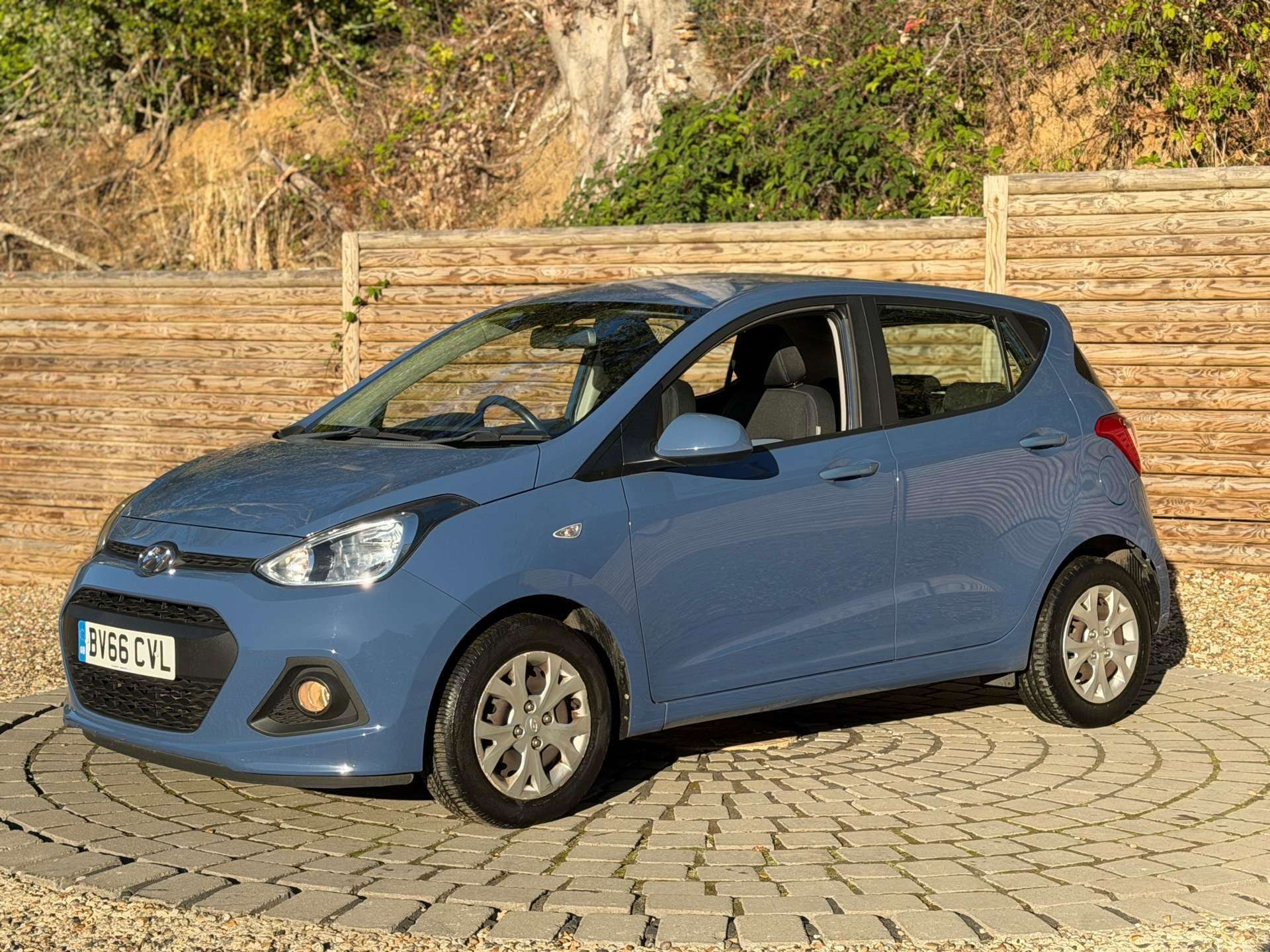 2016 Hyundai i10