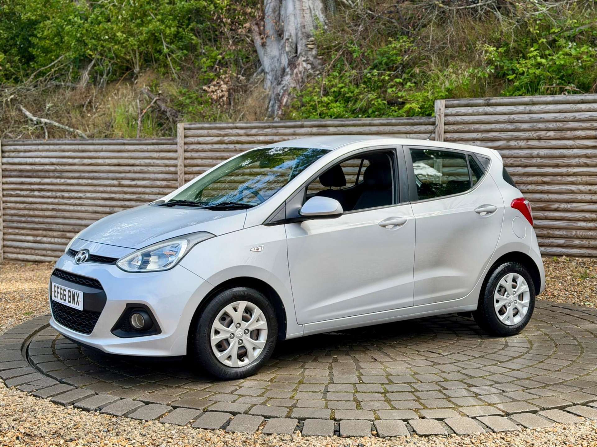 2016 Hyundai i10